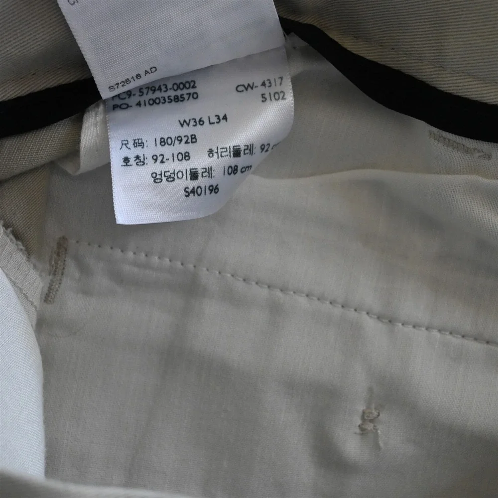 Dockers pants size